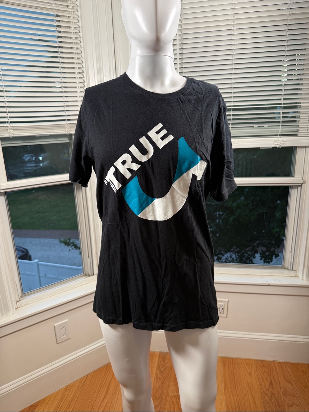 True Religion Black Logo Graphic T Shirt Men’s Medium Streetwear Tee
